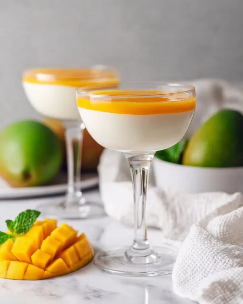 Creamy Mango Panna Cotta Recipe