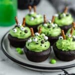 Cauldron Cookie Cups Recipe