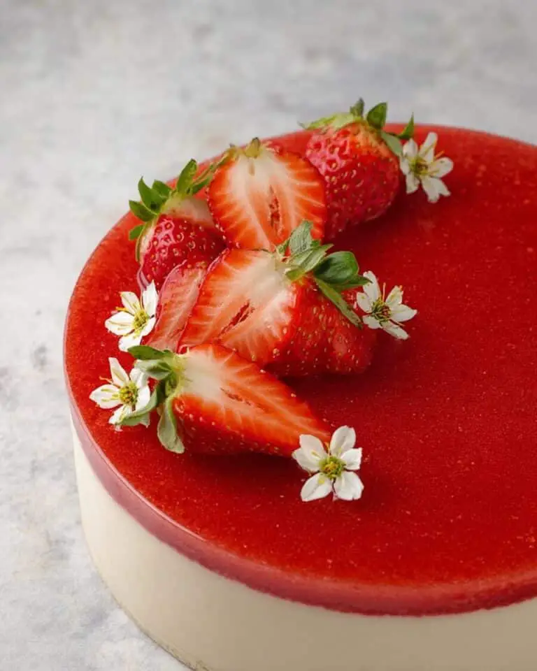 Fraisier Cake (French Strawberry Cake) Recipe