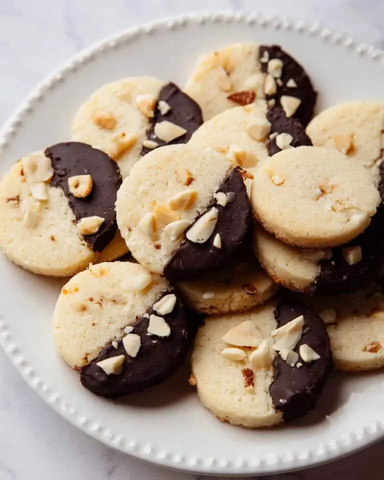 Hawaiian Shortbread Cookies with Macadamia Nuts and Pineapple Recipe