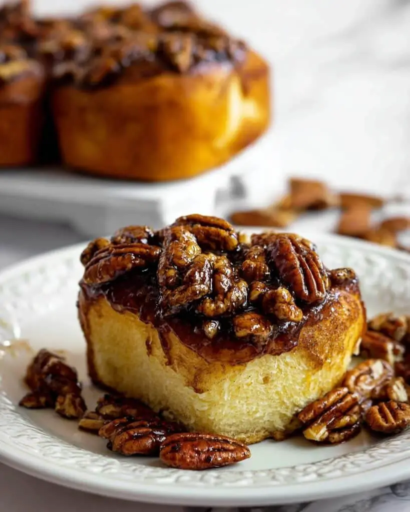 Caramel Pecans and Cinnamon Pull Apart Rolls Recipe