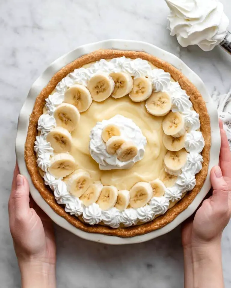 Banana Cream Pie with a Flaky Pie Crust and Rich Custard Recipe