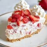 No Bake Strawberry Cheesecake Cream Pie Recipe