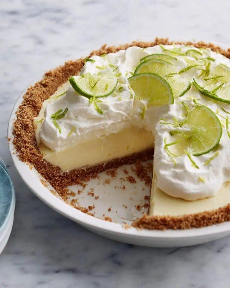 Creamy Key Lime Pie with Graham Cracker Crust and Whipped Topping Recipe