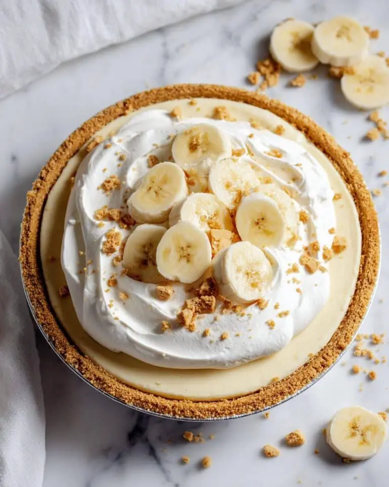 Banana Cream Pie with No-Bake Pudding and Cool Whip Recipe
