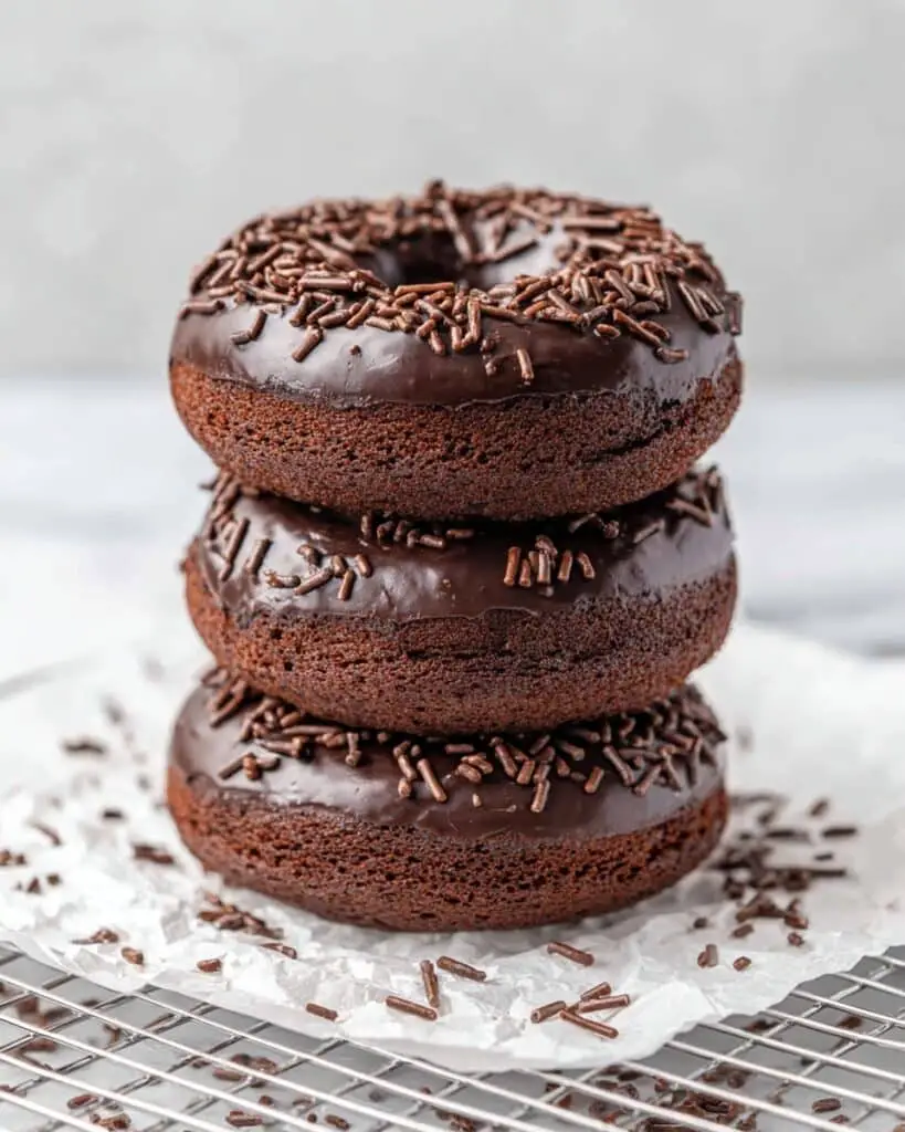 Baked Chocolate Donuts with Rich Chocolate Glaze Recipe