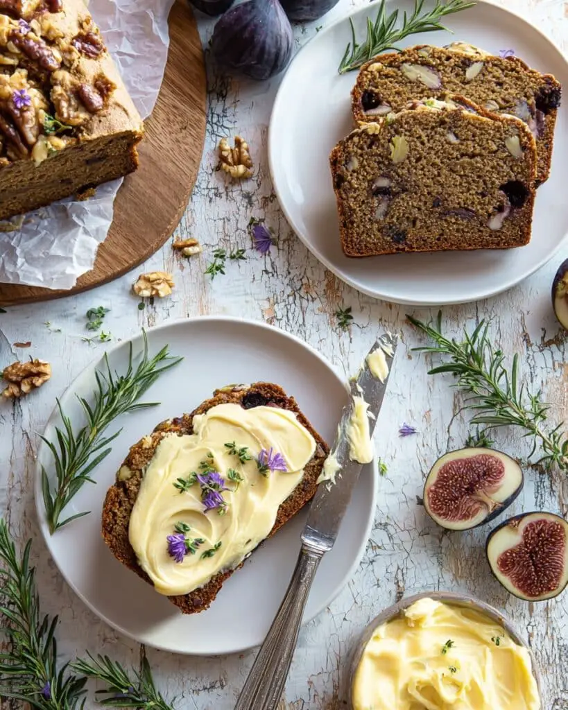 Caramelized Fig and Walnut Bread Recipe