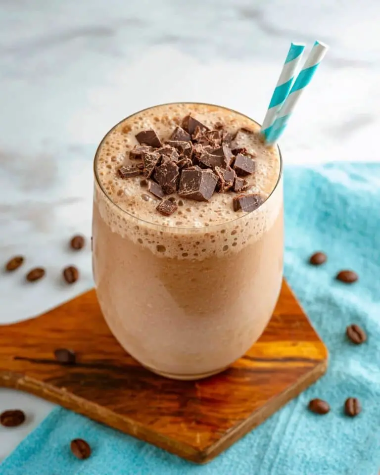 Easy Café Mocha Smoothie Recipe – Just 5 Ingredients! Recipe
