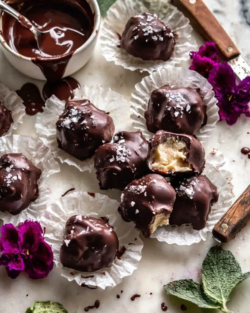 Frozen Chocolate Banana Yogurt Clusters Recipe