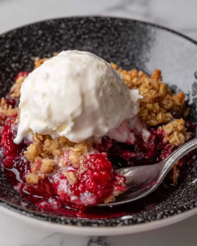 Strawberry Crisp Bars Recipe