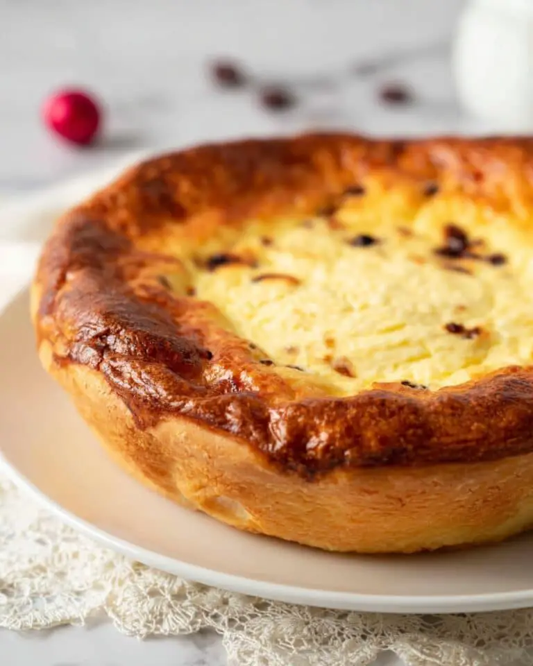 Romanian Pasca: Traditional Easter Bread Filled with Cheese and Raisins Recipe