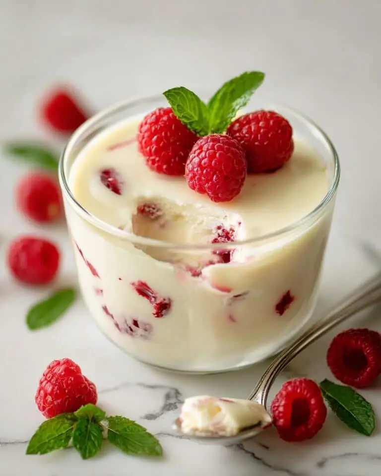 White Chocolate Raspberry Overnight Oats Recipe