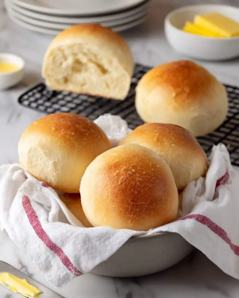 Crusty Homemade Rolls Recipe